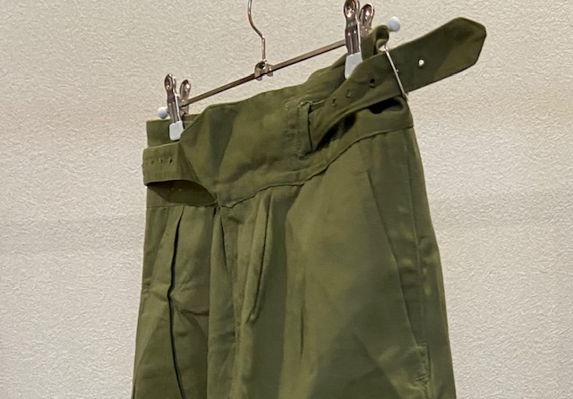 またサイズは希少な9です1950パターン　英軍Gurkha pants グルカパンツ　オリーブ　美品