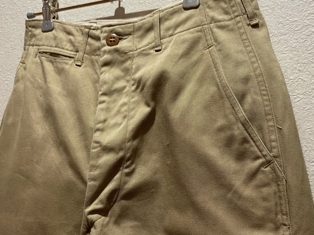 Vintage】アメリカ軍のチノパン 45 khaki？43 khaki？41 khaki